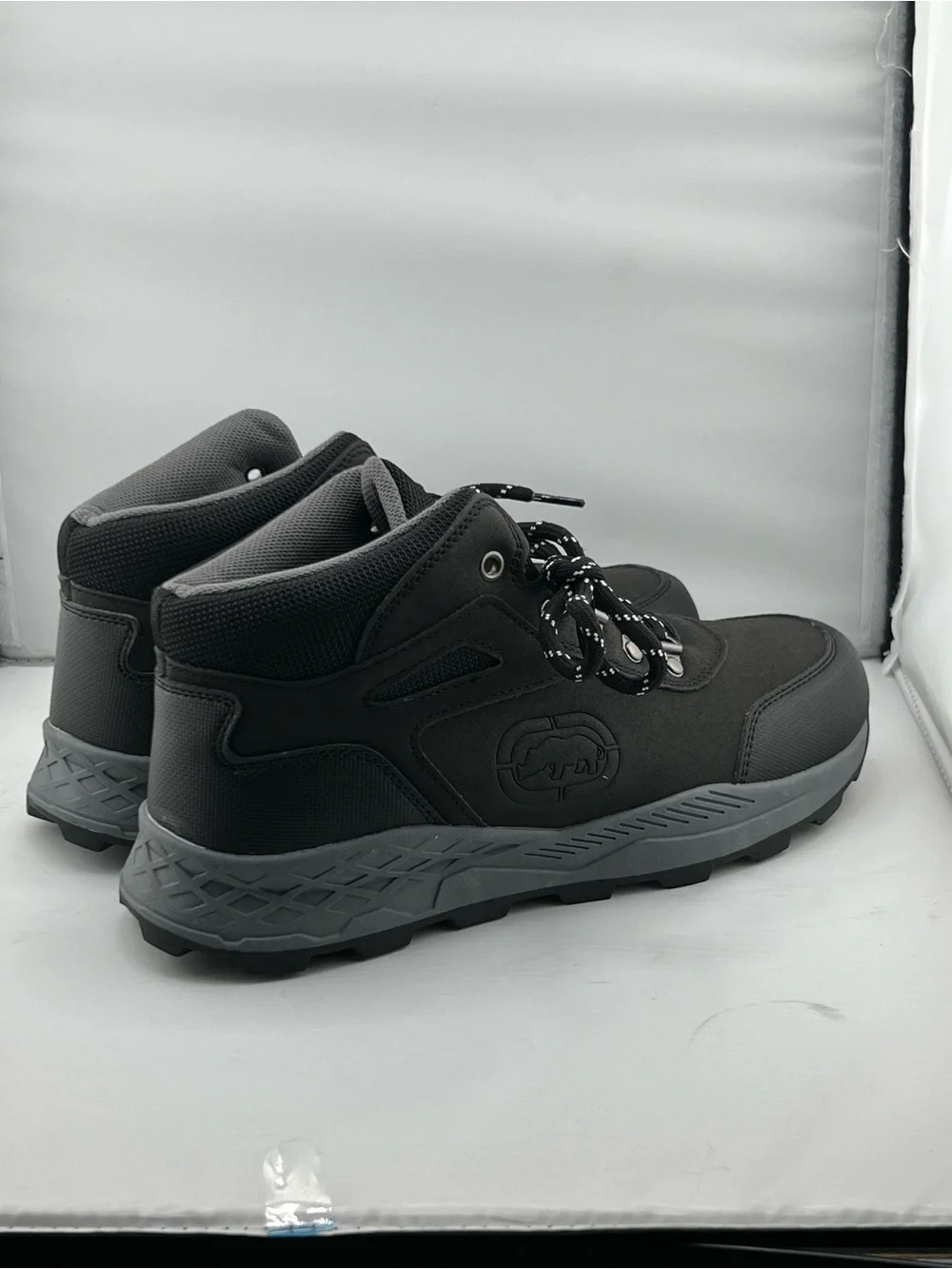 Ecko Unltd Joseph Black Grey High Top Hiking Boots Sneakers Men’s Size 7 NWT